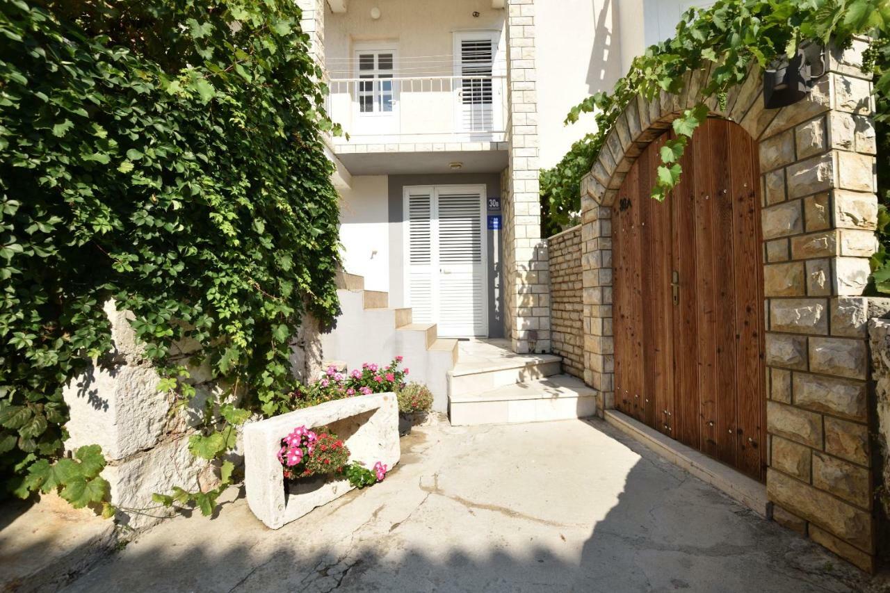 Apartment Milka พรีมอชเตน ภายนอก รูปภาพ